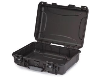 NAN-910 Valise Nanuk 910 noire de dimensions intérieures 336 x 234 x 104 mm ouverte